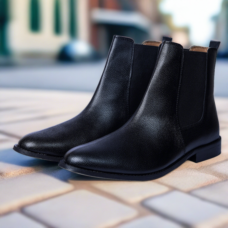 Carlo Boots in Milled Leather - Black